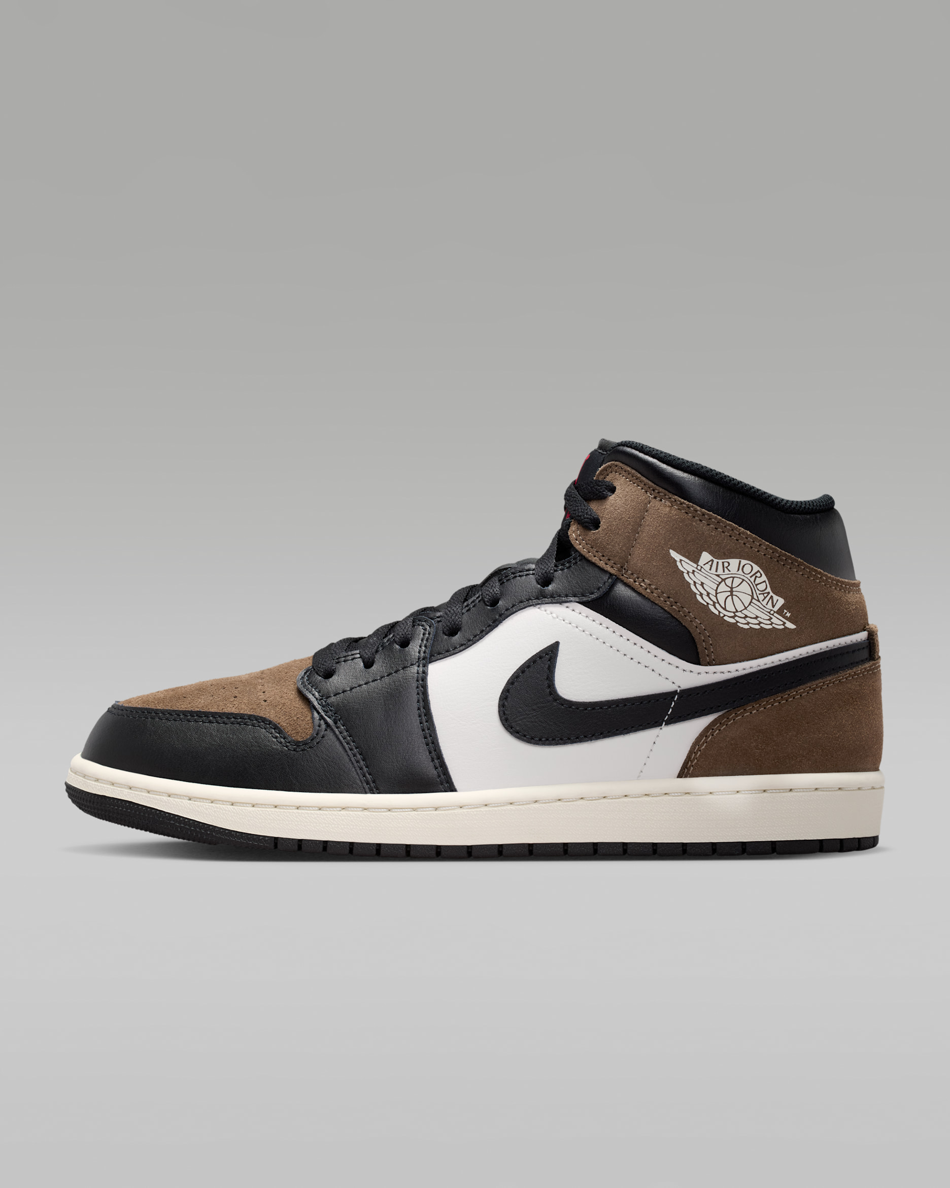 NIKE公式】エア ジョーダン 1 MID メンズシューズ.オンラインストア
